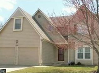 1205 SW Persels Rd, Lees Summit, MO 64081