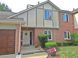 802 Meadow Ridge Ln APT 101, New Lenox, IL 60451