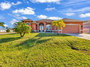 9685 Arnaz Cir, Pt Charlotte, FL 33981