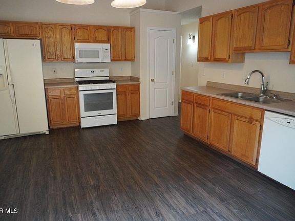 4th image of 6181 Sand River Pl