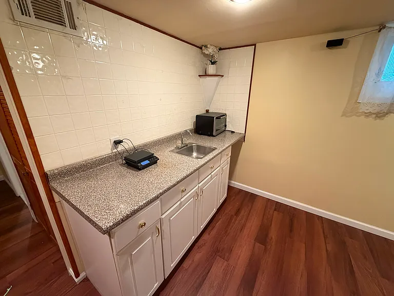 14 Nelson Ave — Photo 24