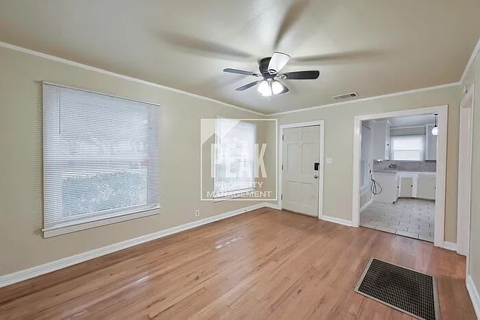 4437 Donnelly Ave — Photo 6