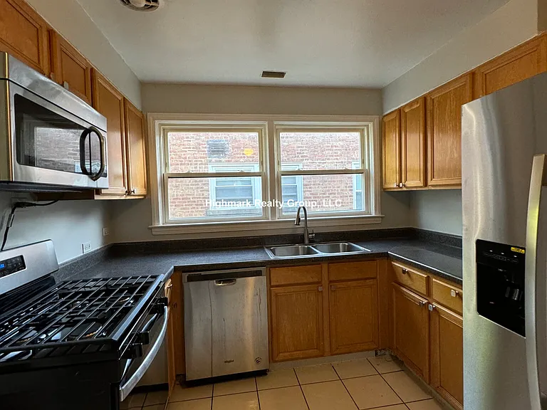 8957 Lamon Ave #1N — Photo 1