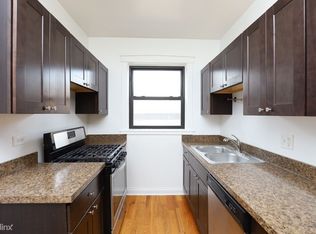 5164 W Montrose Ave #C-4, Chicago, IL 60630