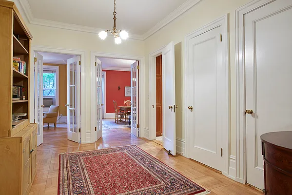 Sold by Compass | media 23