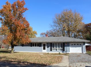 108 N Division St, Watseka, IL 60970