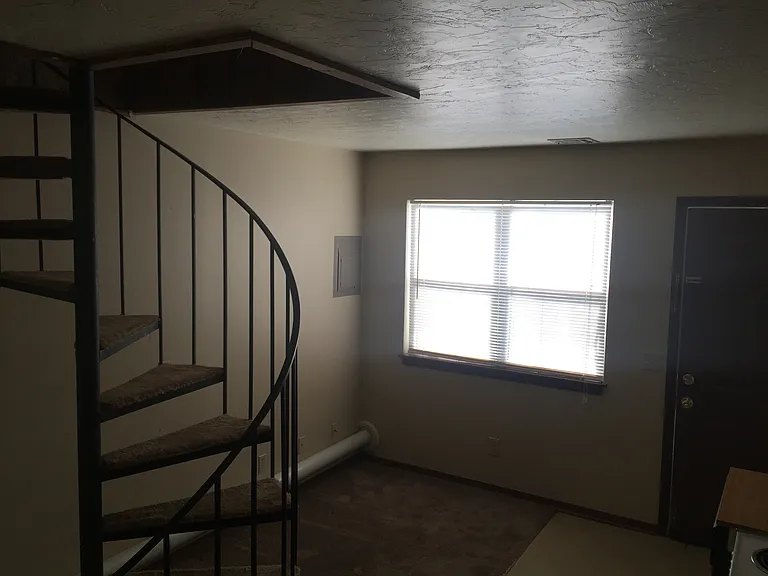 805 N Duncan St #A — Photo 15