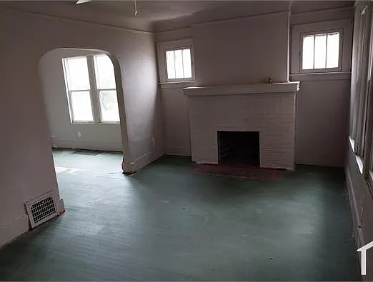 4 bed, 1500 sqft, $1,500 — Photo 2