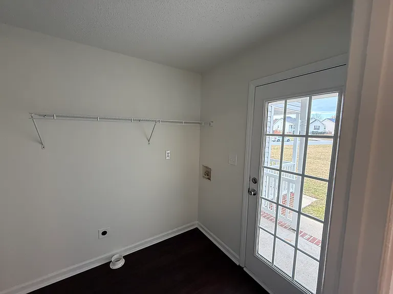 103 Wimbledon Ct — Photo 26