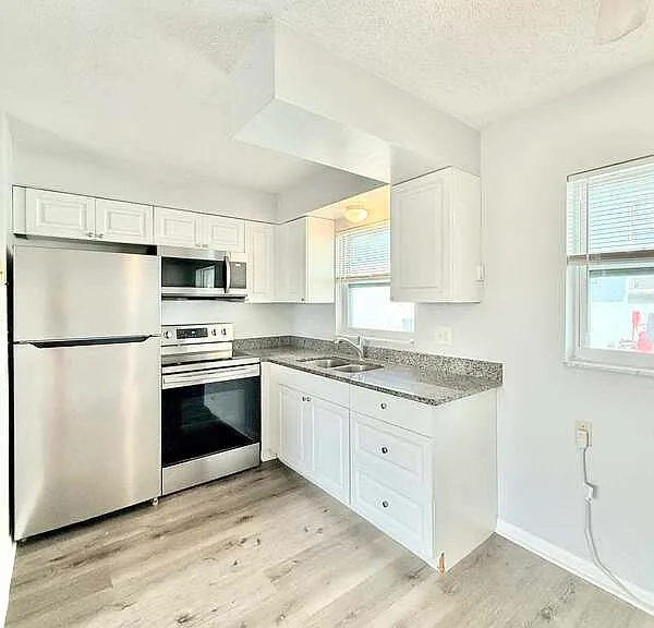 1265 Pierce St #1 — Photo 7