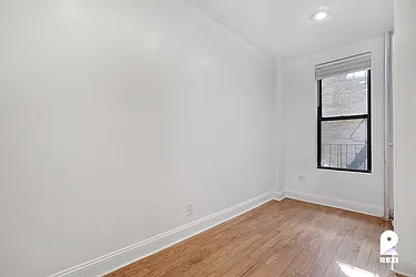 Rented by REZI