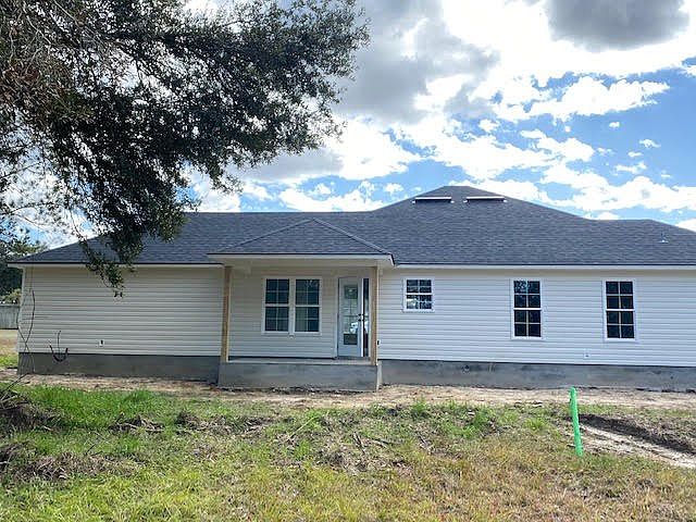 2nd image of 112 N Moody Dr