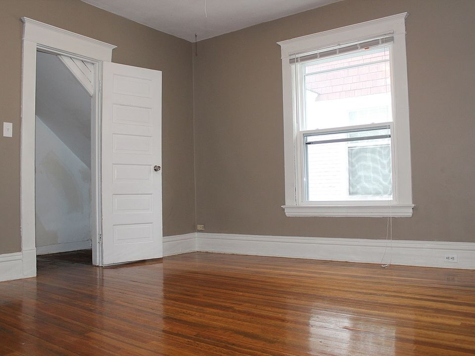 1st image of 1350 Sigsbee St SE