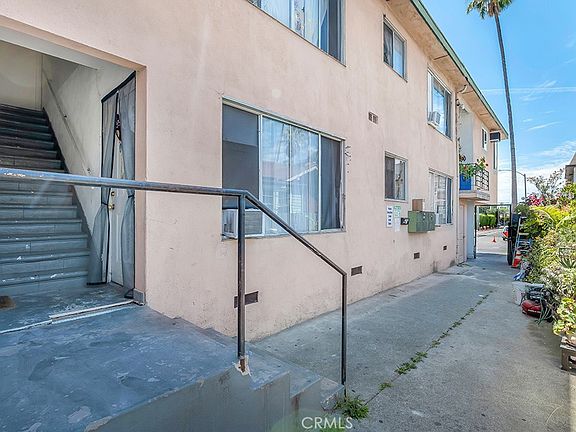 4th image of 132 N Normandie Ave #776f18ccb