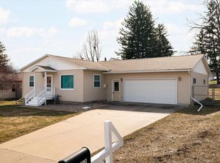 611 Williams St, Viroqua, WI 54665