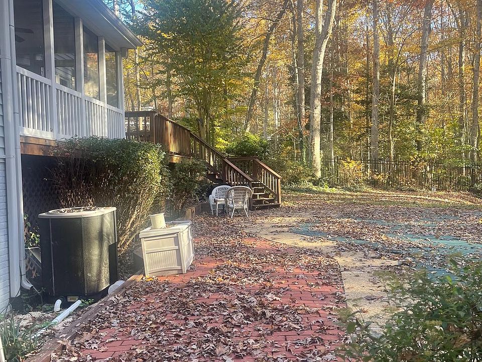 2nd image of 109 Sawick Ct