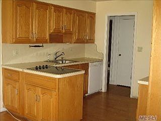 2nd image of 54 Melanie Ln