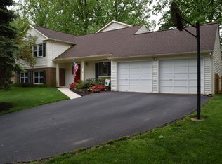 5604 Mount Burnside Way, Burke, VA 22015