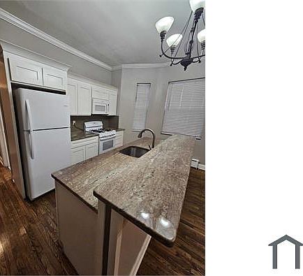 3rd image of 32 Columbia Ave APT 1