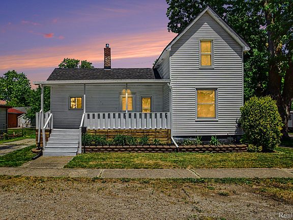 2nd image of 106 Pope St