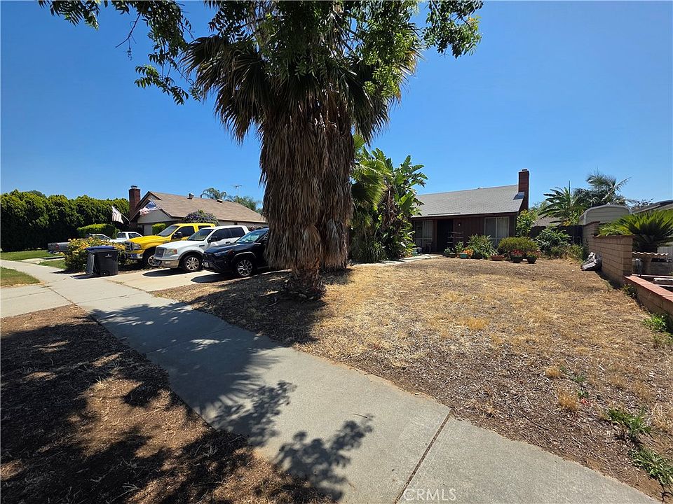 1st image of 3262 Racine Dr