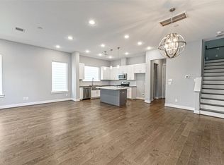 2065 Sherwood Forest St, Houston, TX 77043