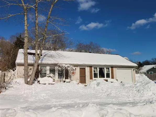 10 Bilge Ave, Barnegat, NJ 08005