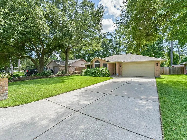 4111 Hermitage Hollow Ln — Photo 8