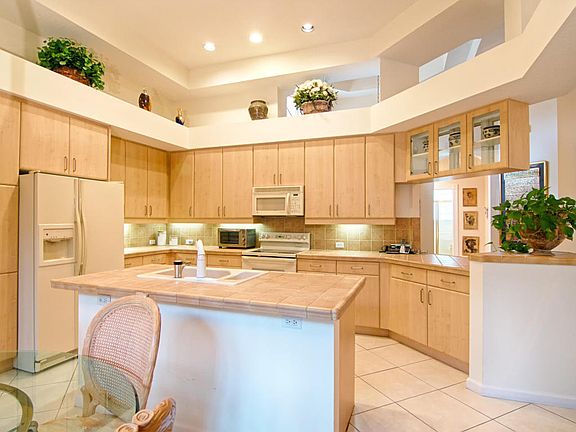 5th image of 4077 Manchester Lake Dr
