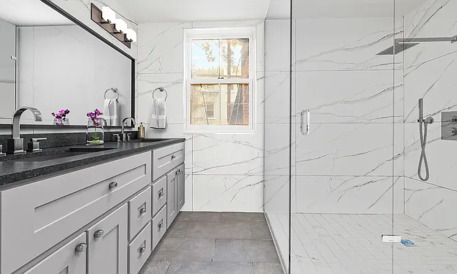 Rented by REAL New York | media 6