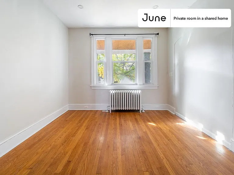 1443 Parkwood Pl NW #A — Photo 2