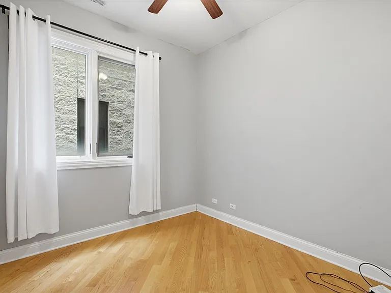 2151 W Warren Blvd #2 — Photo 11