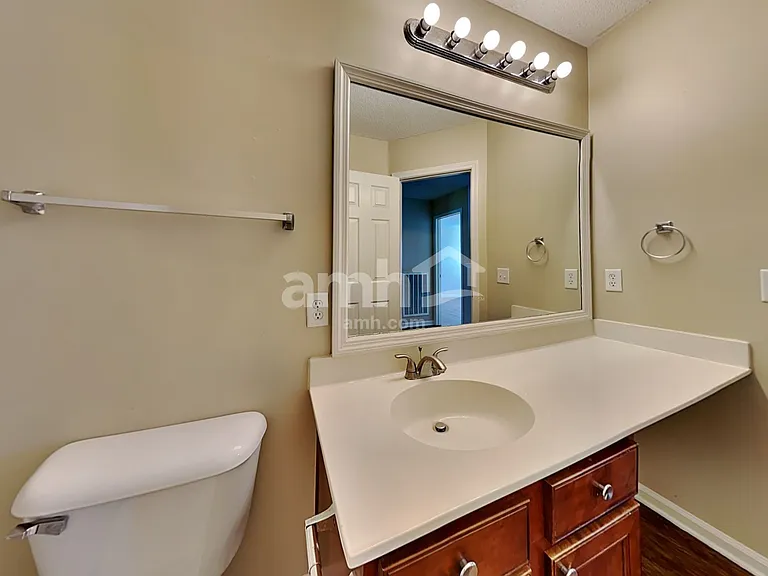 418 Dovetail Cir — Photo 19