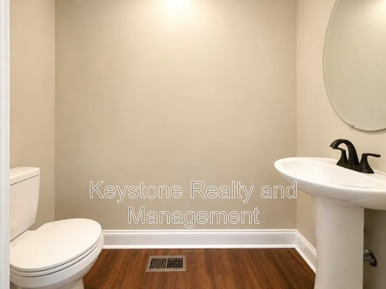 146 Village Dr — Photo 5