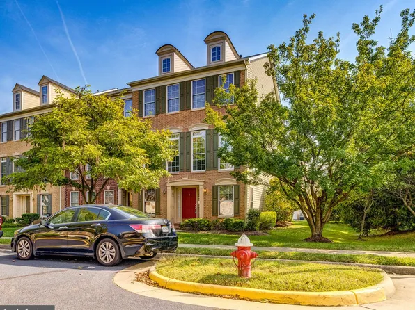 25811 Turlough Ter, Chantilly, VA 20152