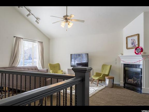 3rd image of 2462 W Pebble Creek Ln