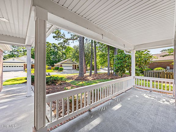 4th image of 4932 Coronado Drive