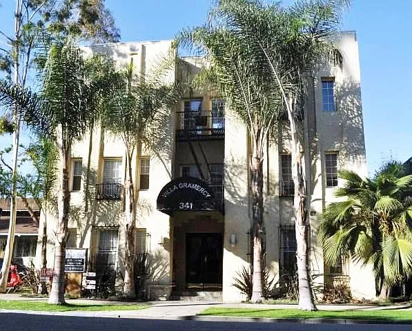 341 S Gramercy Pl — Photo 3