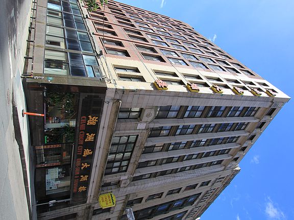 3rd image of 81 Essex St #81-23