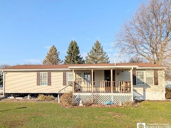 2nd image of 5 Juniper Dr