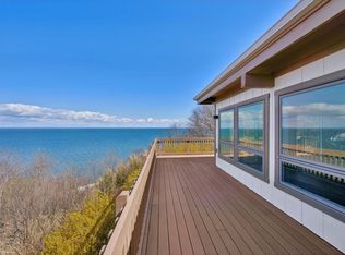 2 Dolphin Way, Riverhead, NY 11901