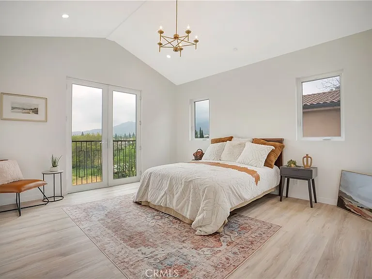 12515 Haleh Ln — Photo 9