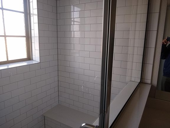 4th image of 518 Teton St #518