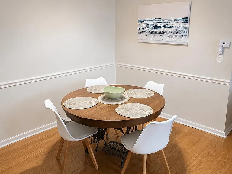 109 Wharfside Dr — Photo 4