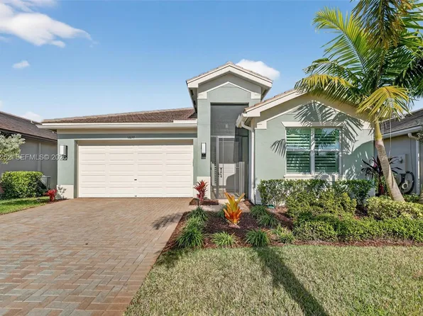 16699 SW Osprey Falls Way, Port Saint Lucie, FL 34987