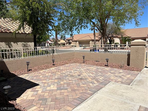 3rd image of 2473 Palmridge Dr