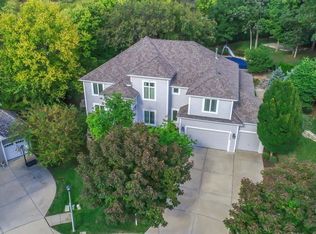 20836 W 91st Ter, Lenexa, KS 66220