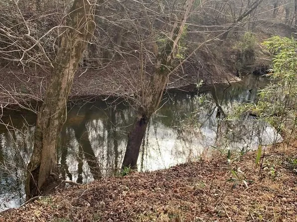 9-11 Brush Creek Dr, Boaz, AL 35957