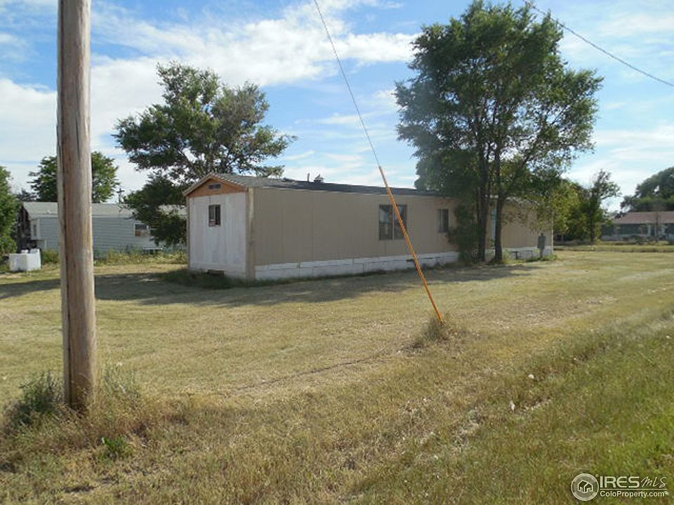 2nd image of 202 N 2nd St