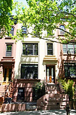 Sold by Warren Lewis Realty | media 12